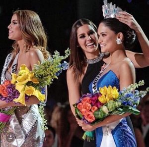 Pia Wurtzbach Crowned Miss Universe 2015