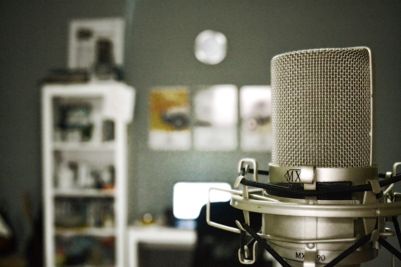 20 Tips to Record Professional Voice Overs