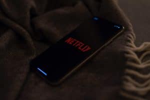 netflix phone screen